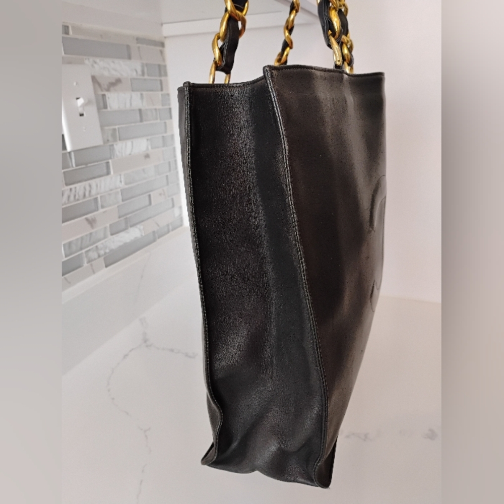 🛑SOLD🛑 CHANEL Large CC Vintage Chain Tote w/GHW - Picture 6 of 14